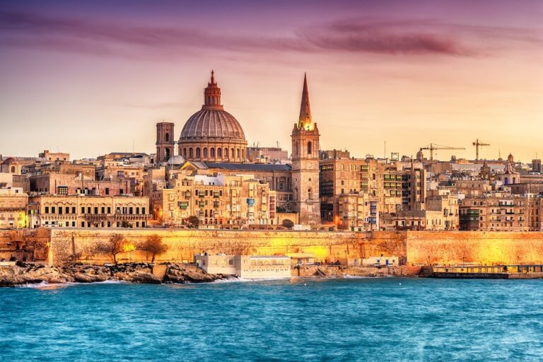 Explore the Movie-Like Scenery of Valletta, Malta