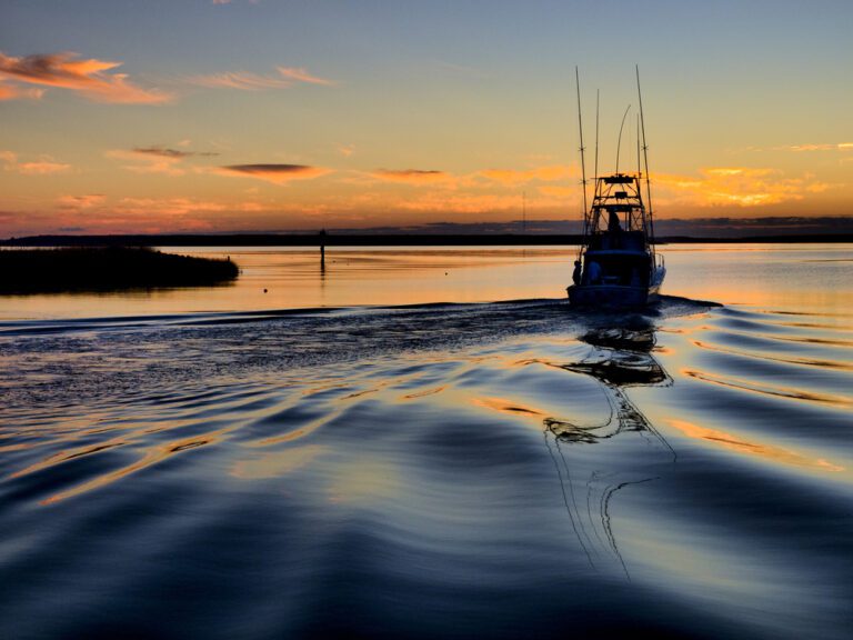 11 Amazing Fishing Spots Around The US