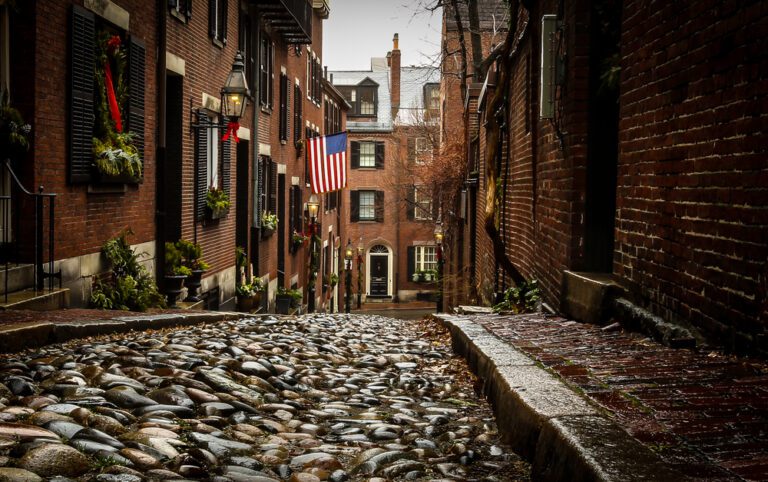 50 Incredible Oldest Towns In The US